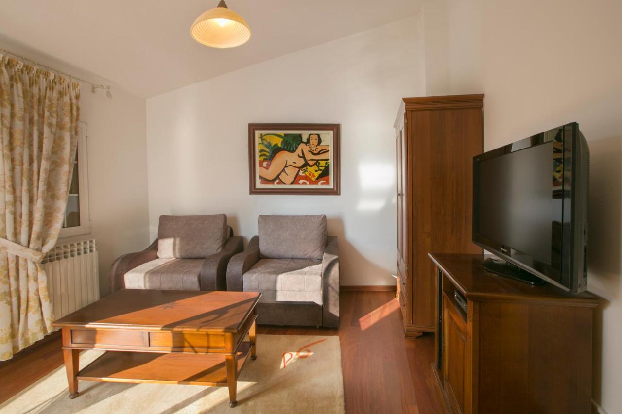 Royal Holiday Apartments สเวติ สเตฟาน ภายนอก รูปภาพ