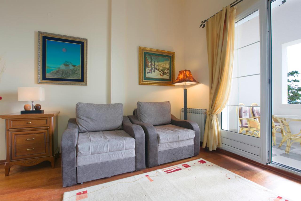 Royal Holiday Apartments สเวติ สเตฟาน ภายนอก รูปภาพ
